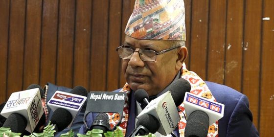 प्रचण्डलाई बोकेर अग्लो देखिन ओलीले पार्टी एकता गरे : माधव नेपाल