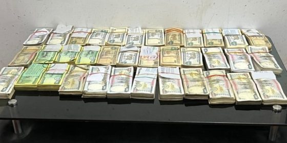 सिन्धुपाल्चोकको इन्द्रावतीका राजनले बोकेको झोलामा भेटियो २५ लाख, काभ्रेमा परे पक्राउ