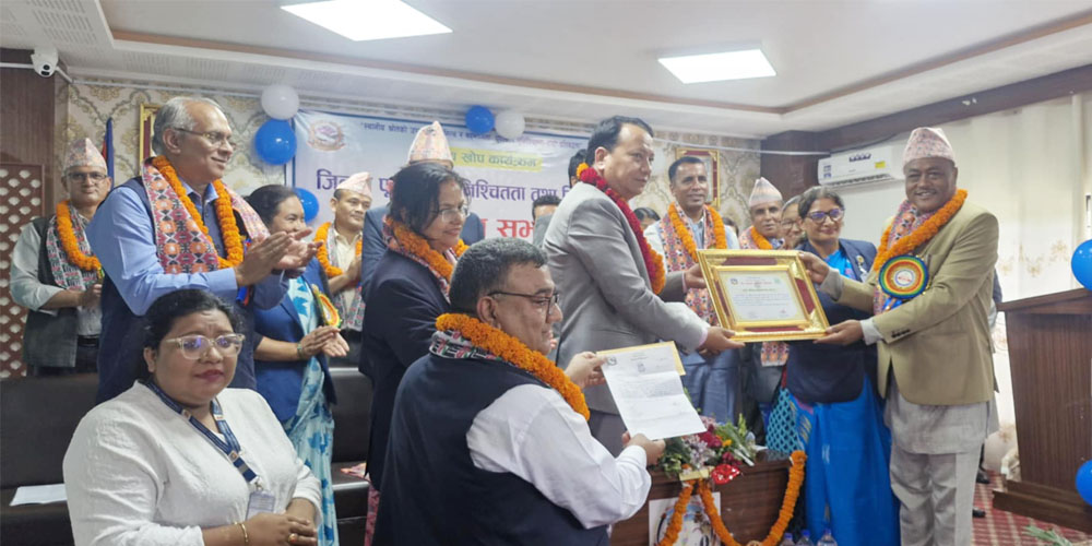 सिन्धुपाल्चोक पूर्ण खोप सुनिश्चित जिल्ला घोषित