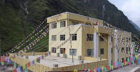…अनि भयो भोटेकोशी गाउँपालिकामा तोडफोड