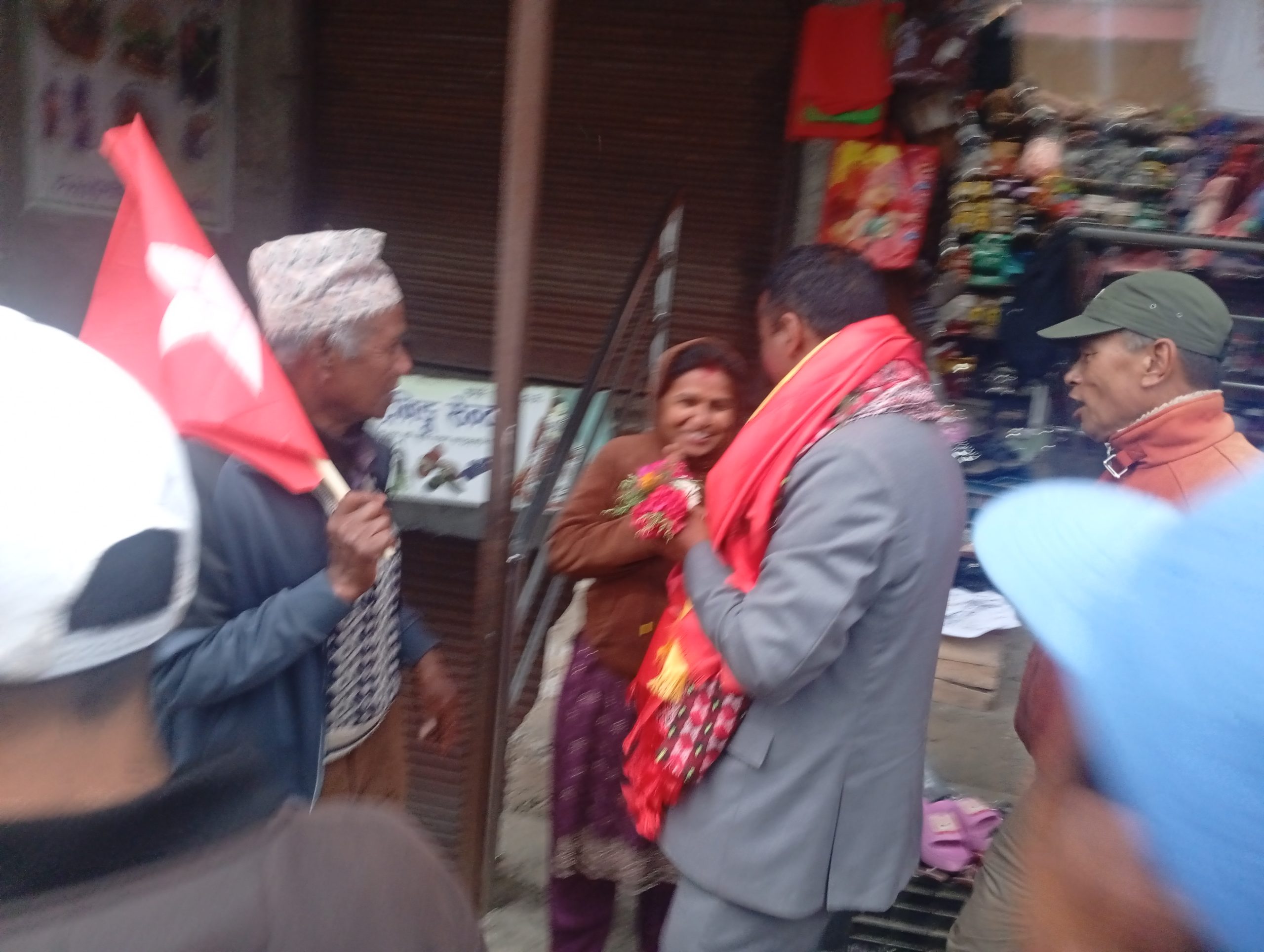 युवराज दुलालको घरदैलो- मत दिनेमा चाैतरावासीले दिलाए विश्वास