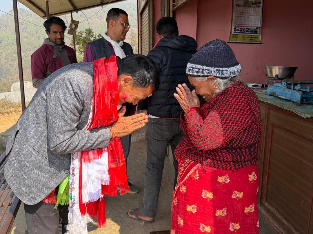 घरदैलोका क्रममा ईन्द्रावती पुग्यो एमाले