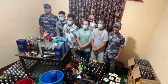 नक्कली ब्ल्याकलेबल र रेडलेबल बजारमा, बाह्रविसेका छिदेनसहितले बनाउथे मदिरा