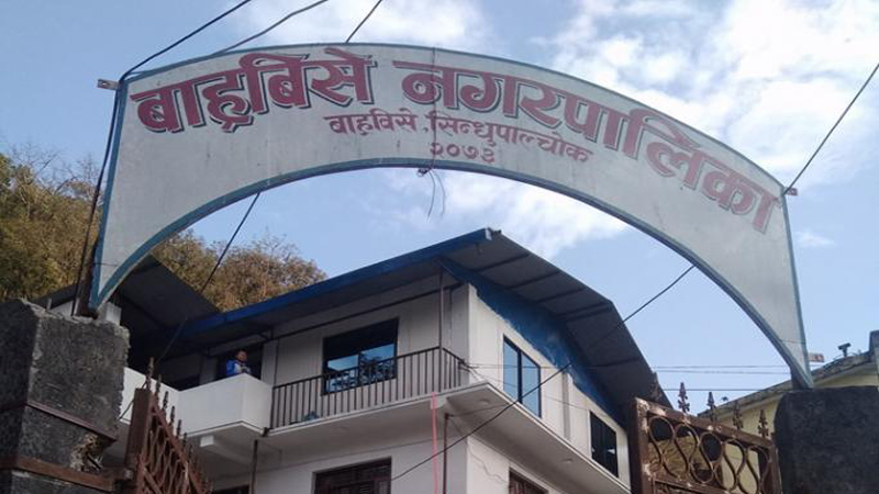 रसुवा बाढीमा बाह्रविसेका ६१ जना प्रभावित, प्रतिपरिवार १ लाख १५ हजार राहत