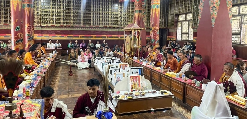 रसुवा बाढी :बौद्धमा भोटेकोशीका वडाध्यक्षसहित १९ जनाको काजकिरिया र प्रार्थना