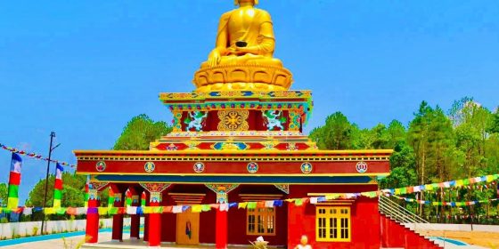 हजारौं सिँढी उक्लँदै किन जाने चौताराको बुद्धपार्क ?